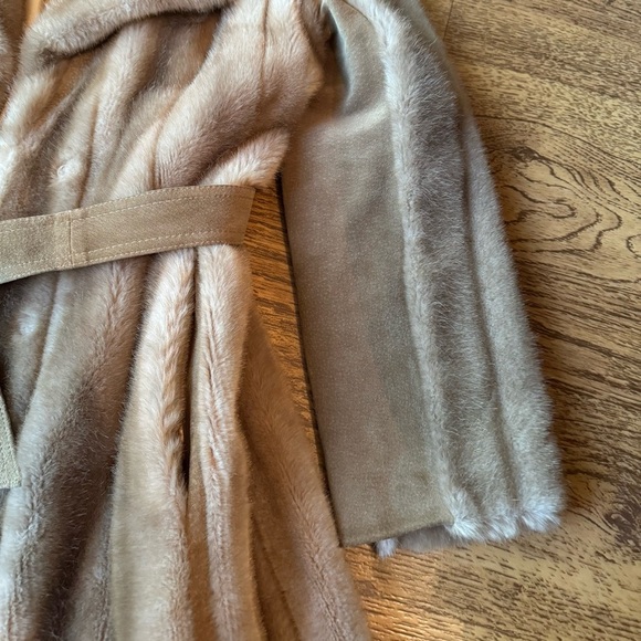 Vintage 1970s Lilli Ann Faux Fur Suede Jacket - Picture 13 of 14